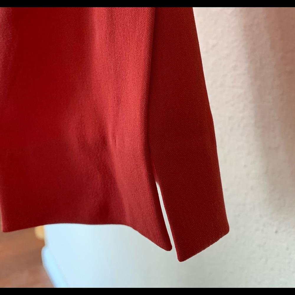 Red Capris - Picture 4 of 5
